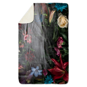 Fleecedeken Bloemen op zwarte achtergrond, 96x146cm, Polyester Sherpa, print deken, FD204987